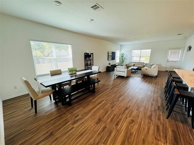 Building Photo - 118 Coyote Mountain Cv