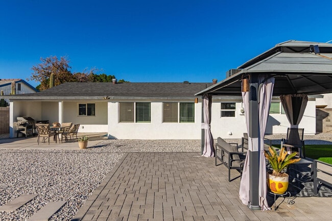 Building Photo - 6701 E Culver St