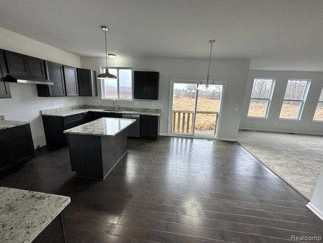 Building Photo - 55810 Worlington Ln