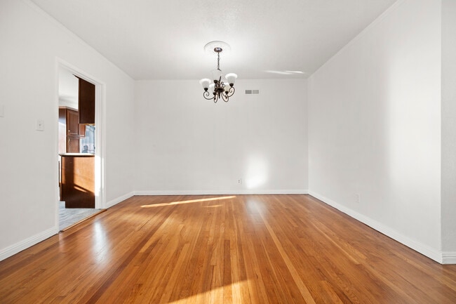Building Photo - 13205 Casimir Ave