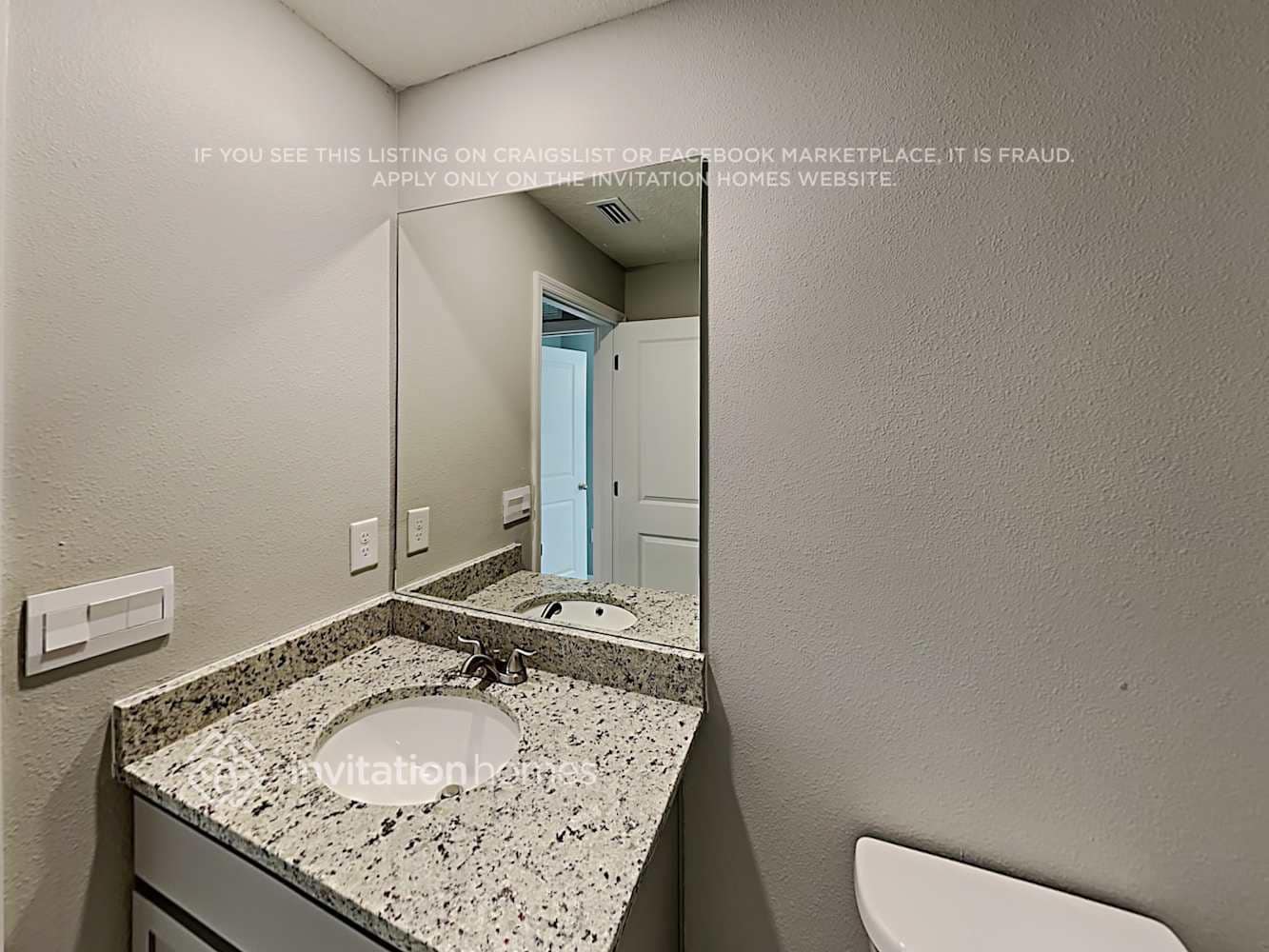 Building Photo - 4116 Silver Strand Trl