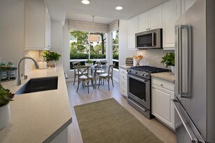 Building Photo - Colony at Fashion Island