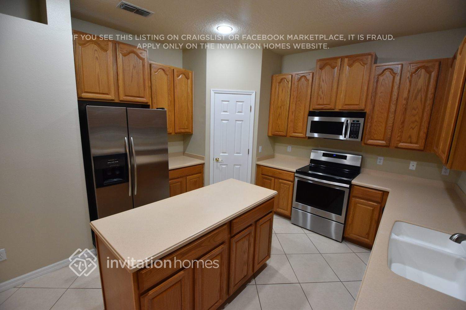 Building Photo - 3640 Liberty Hill Dr