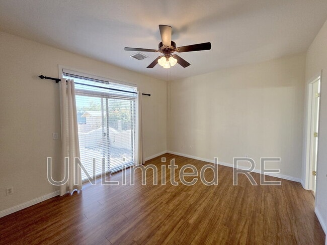 Building Photo - 1041 S Vista Grande Dr