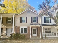 Building Photo - Beautifully updated 3BR/2.5BA townhome in Dale City!