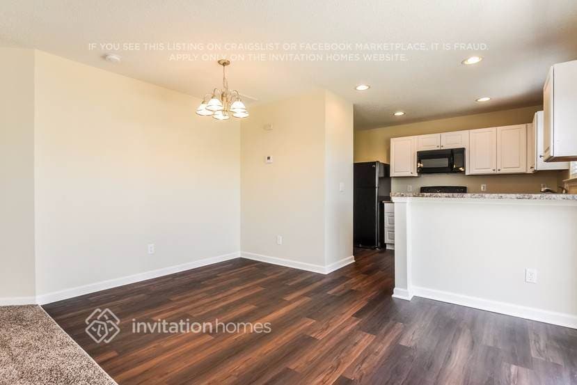 Building Photo - 8020 Bright Oak Trail