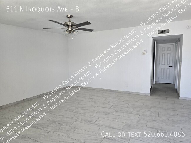 Building Photo - 511 N Iroquois Ave