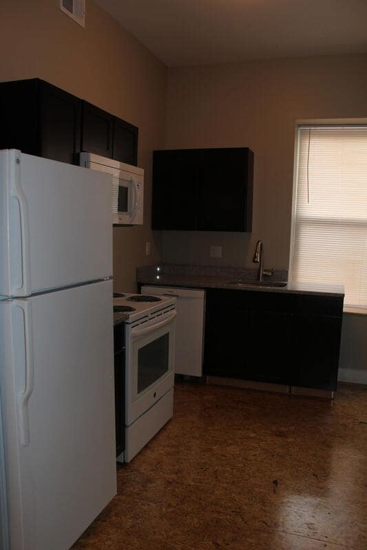 Building Photo - 855 Goodfellow Blvd