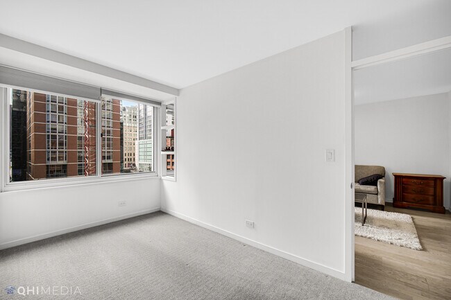 Building Photo - 211 E Ohio St