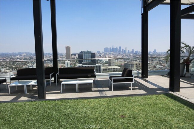 Building Photo - 3810 Wilshire Blvd