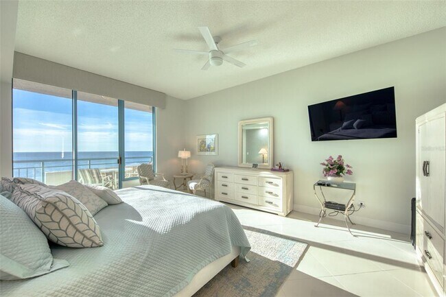 Building Photo - 1560 Gulf Blvd