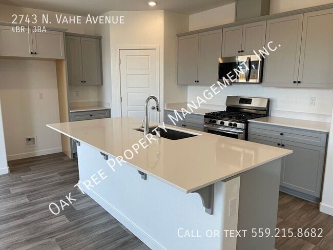 Building Photo - 2743 N Vahe Ave