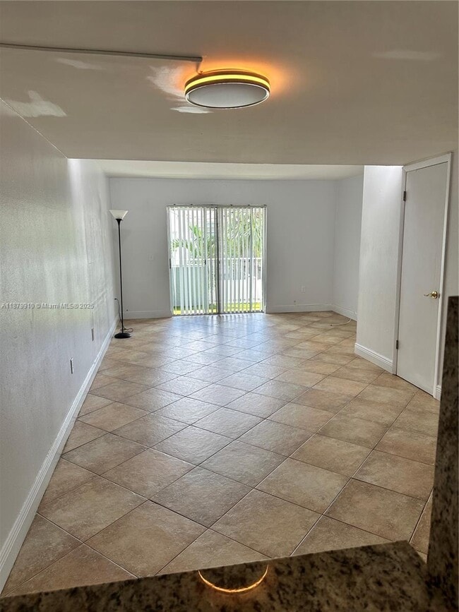 Building Photo - 4600 SW 67th Ave