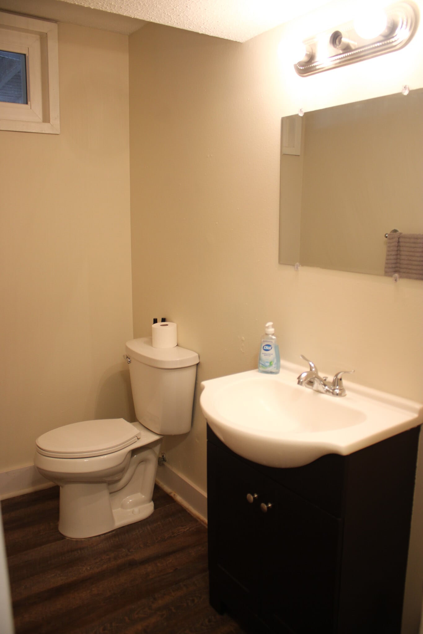 2nd Bathroom - 304 E Bell Ave