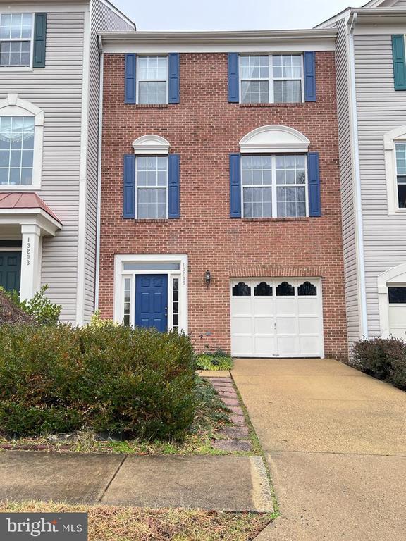 Building Photo - 13205 Fox Ripple Ln