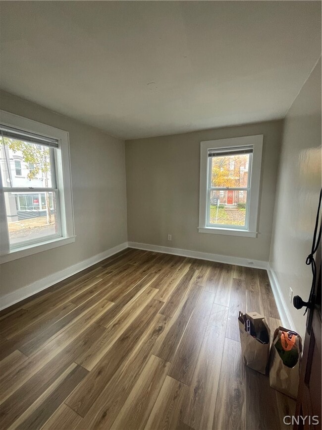 Building Photo - 60 Oswego St