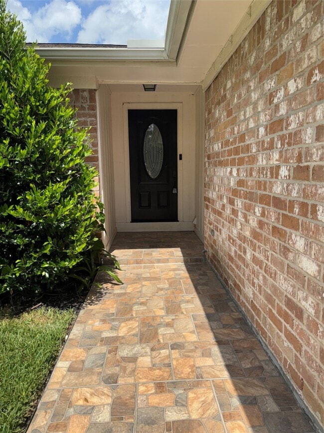 Building Photo - 15815 Whipple Tree Dr