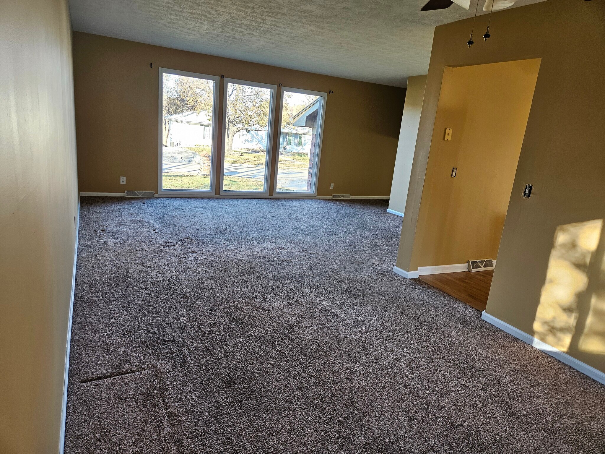 Building Photo - 11327 Camden Ave