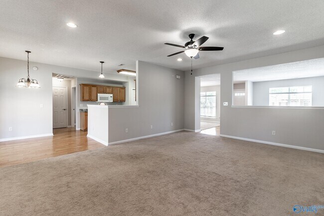 Building Photo - 114 Clover Ridge Dr