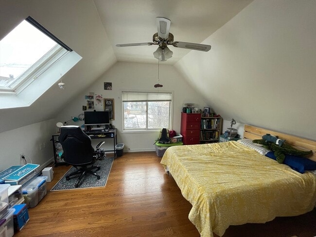 Building Photo - 105-107-107 Harvard St