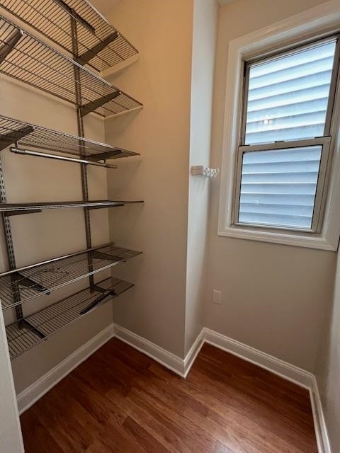 Building Photo - 220 Jane St