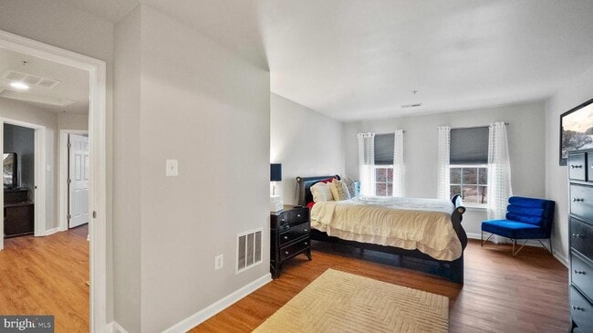 Building Photo - 12100 Vintner Dr