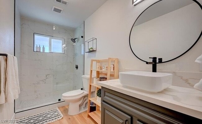 Building Photo - 1821 E Oakey Blvd