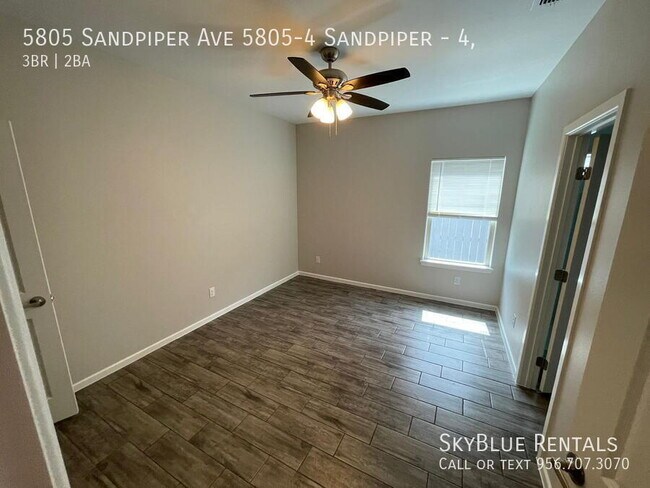 Building Photo - 5805 Sandpiper Ave