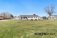 Building Photo - 4-Bedroom Home with Pasture Option in Nampa