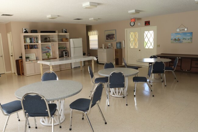 Building Photo - 1100 E Indiantown Rd