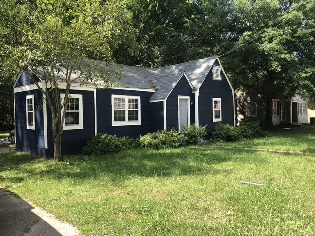 Building Photo - 611 Choctaw Rd