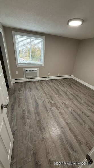 Building Photo - 3 Henry Terrace