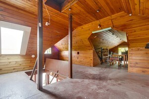 Upper loft area with city views - 845 20th St