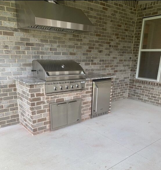 Building Photo - 2077 McAvoy Dr