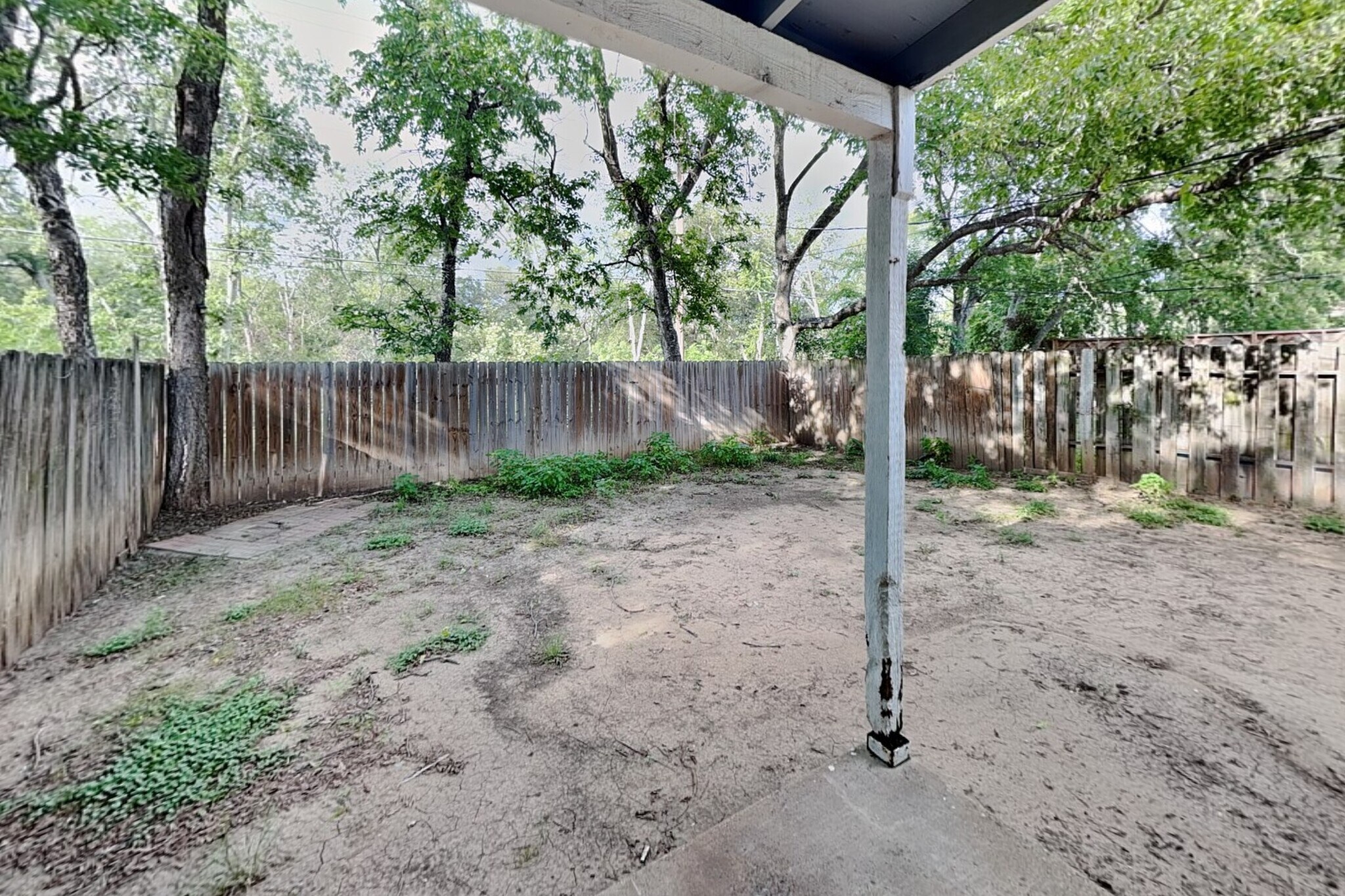 Building Photo - 2300 Berkett Dr