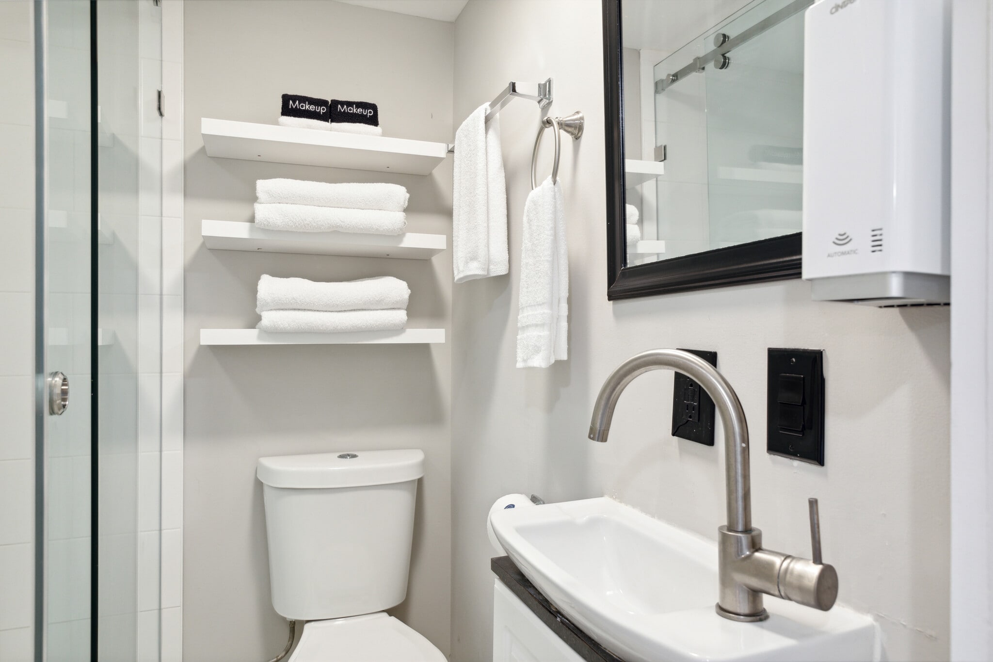 Building Photo - 33 Cannon St