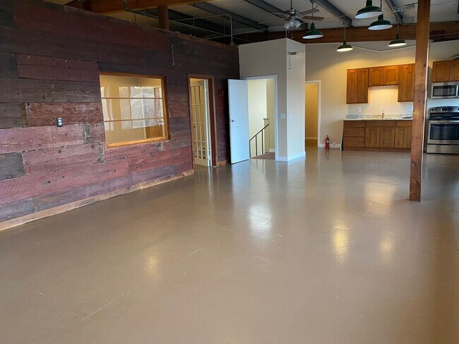 Building Photo - Dawson Apartment