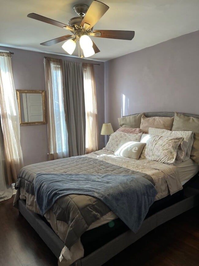 Building Photo - Lovely Hampden EOG 2bd/2ba Rowhome w CAC & W/D! Available 7/15