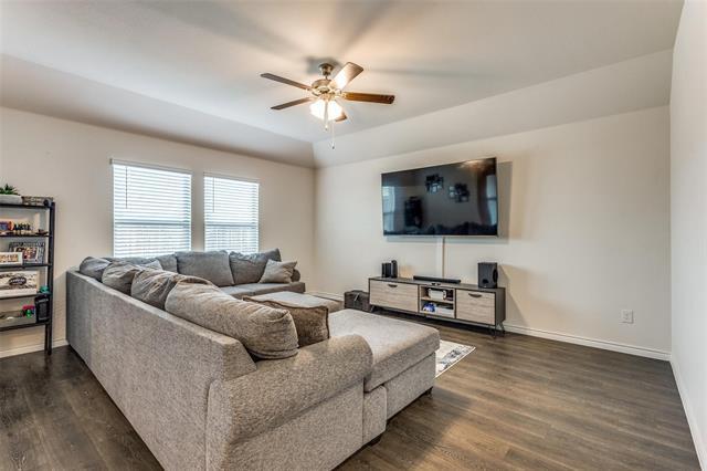 Building Photo - 404 Spur Ridge