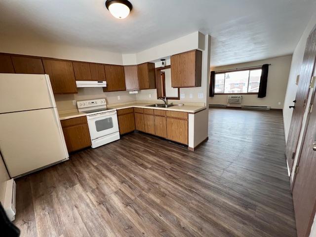 Building Photo - 443 Farnham St