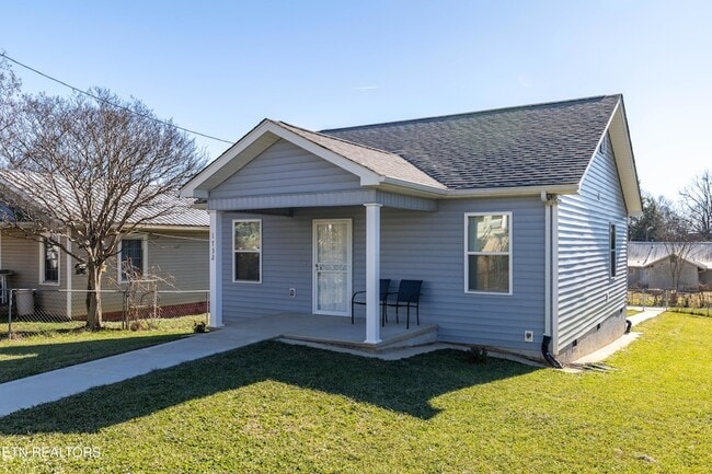 Building Photo - 1732 Jourolman Ave