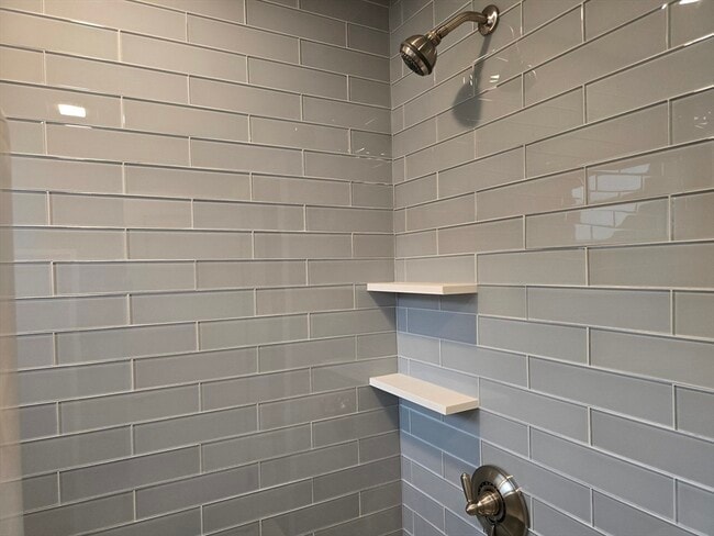 Building Photo - 29 Appleton St