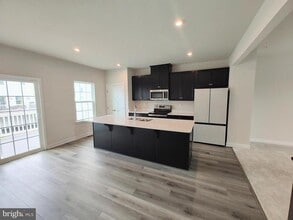 Building Photo - 22 Indian Field Ln
