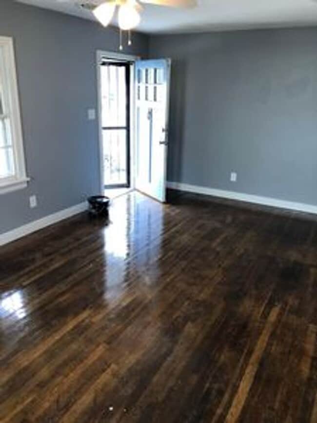 Building Photo - 3 bed 1 bath House in central Richmond