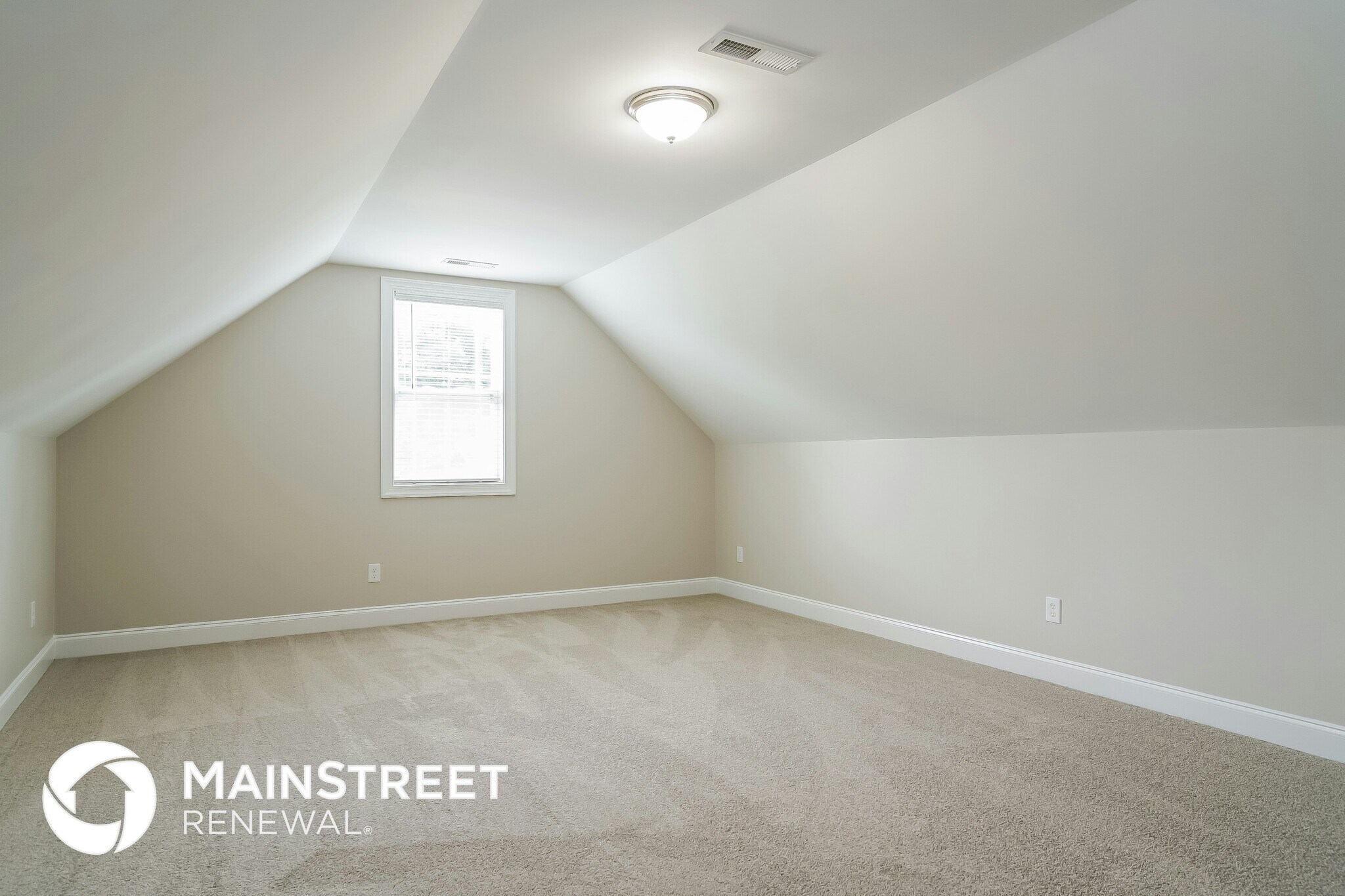 Building Photo - 110 Canterbury Dr