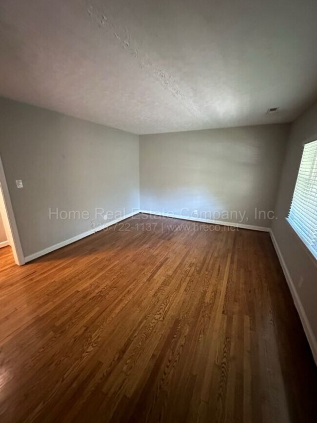 Building Photo - 840 Carolina Ave NW