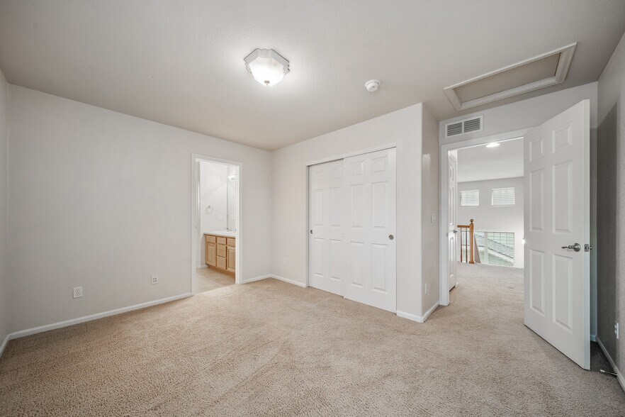 Building Photo - 11598 S Maiden Hair Way