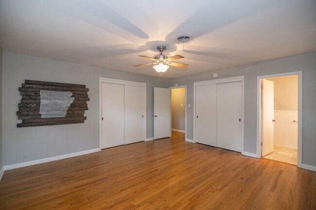 Building Photo - 6304 Ridgecrest Dr