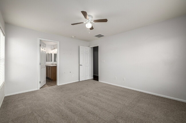 Building Photo - Lovely two bed two bath in Parker for rent