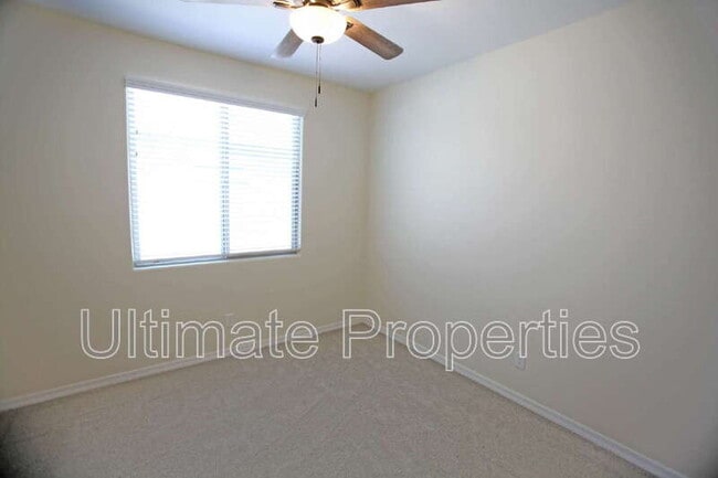 Building Photo - 13251 W Dale Ln